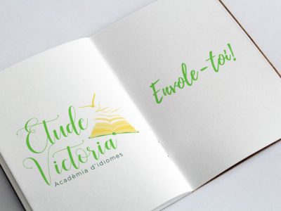 etude-victoria-academia-idiomas-logotipo